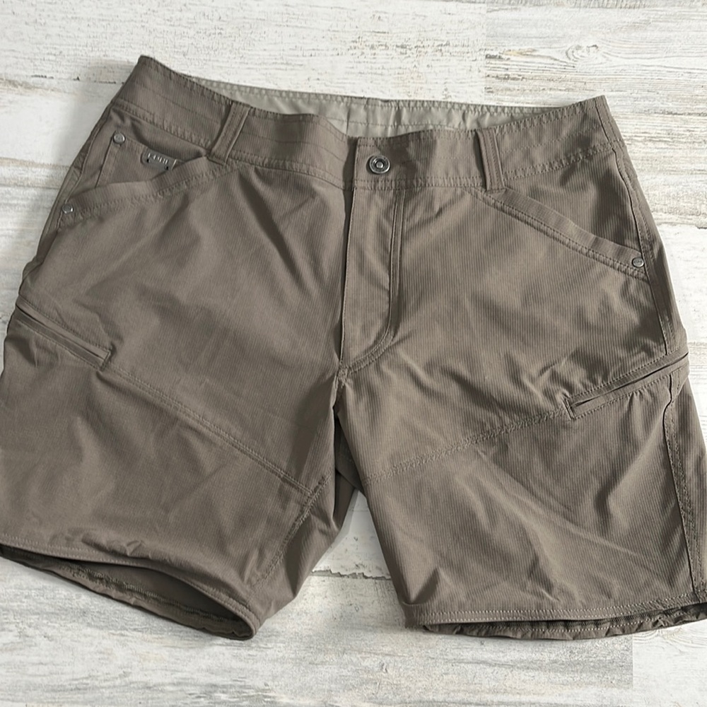 Kuhl shorts size 34 Silencr Convertible